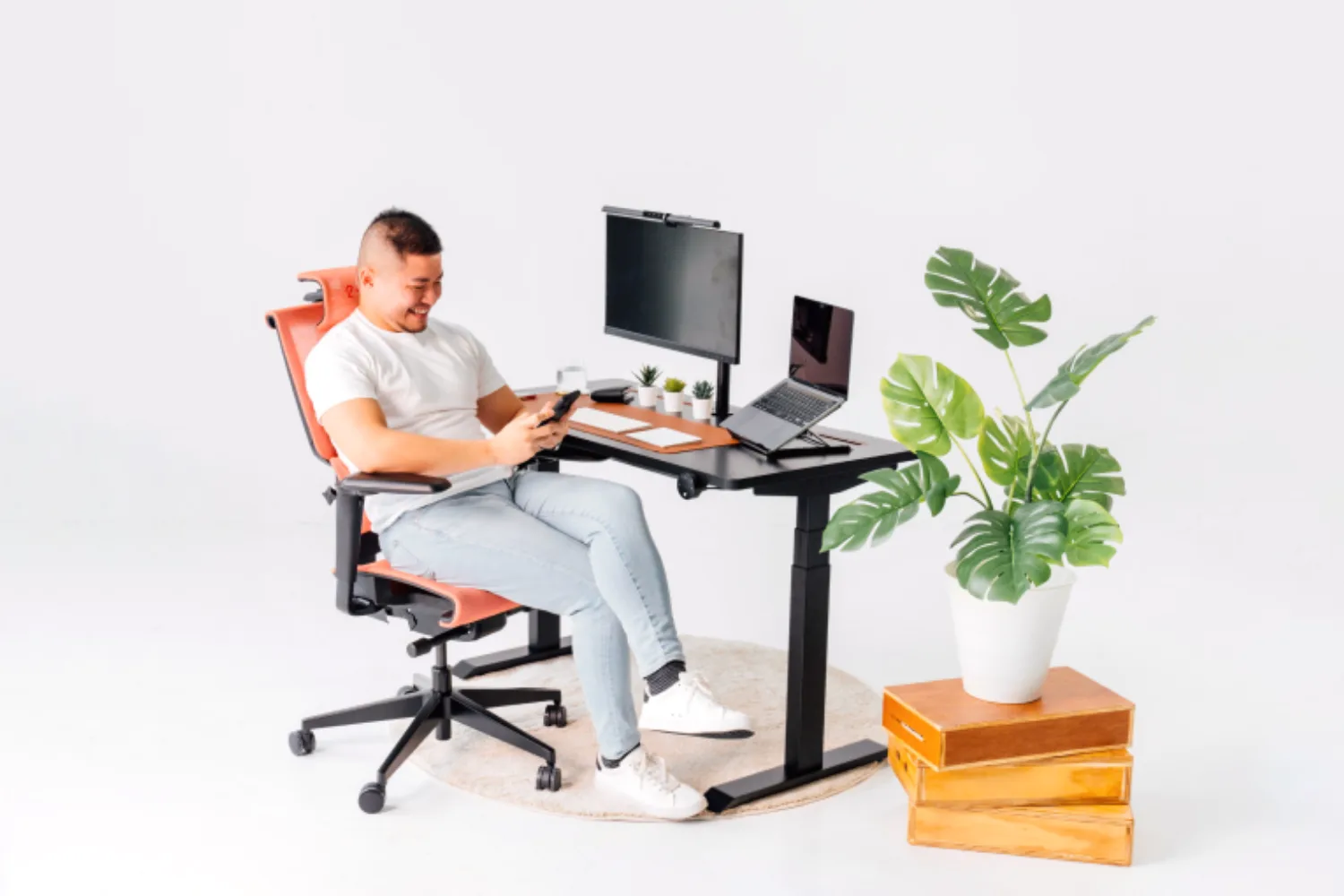 EverDesk Plus hero banner