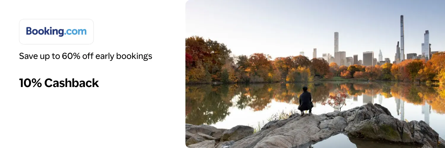 Booking.com_2025-11-30_l1_travel_hero