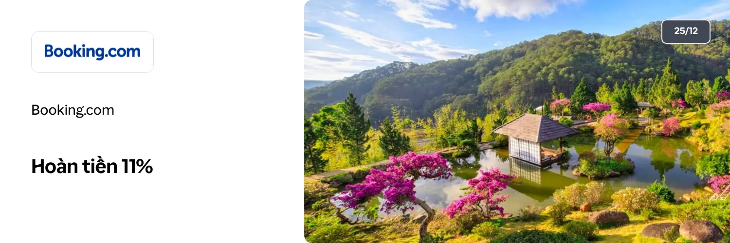 Booking.com_2025-12-25_l1_travel_hero