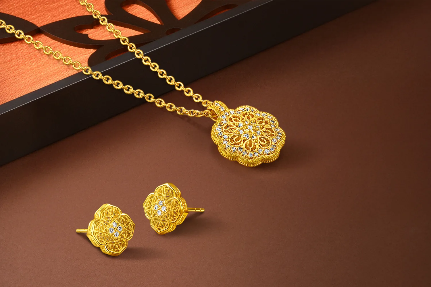 Chow Sang Sang (周生生) hero banner