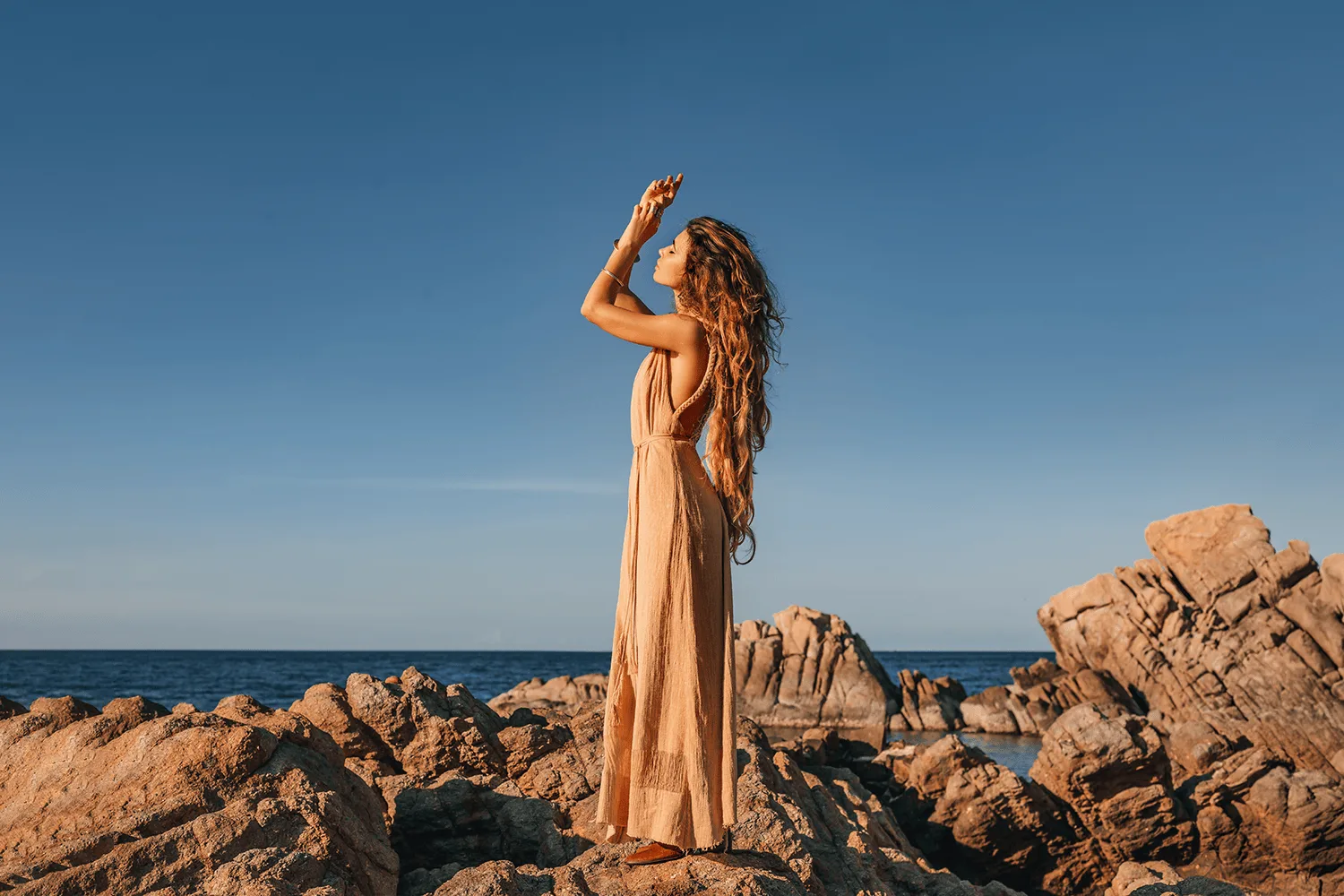 Thekutakuti hero banner