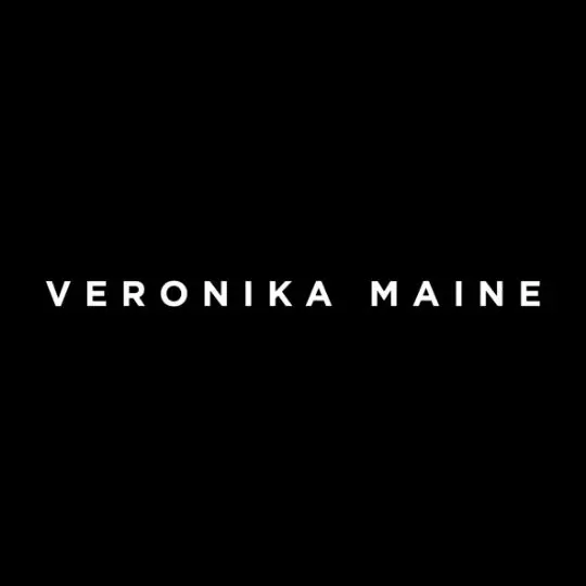 Veronika Maine