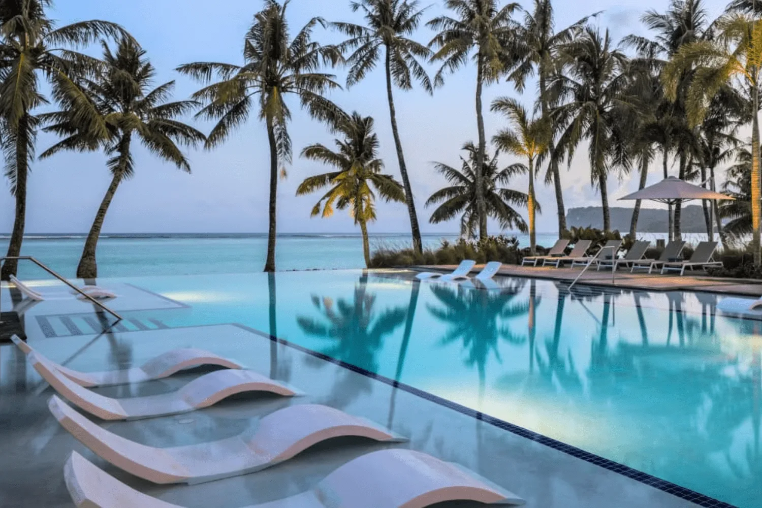Crowne Plaza Hotels & Resorts hero banner