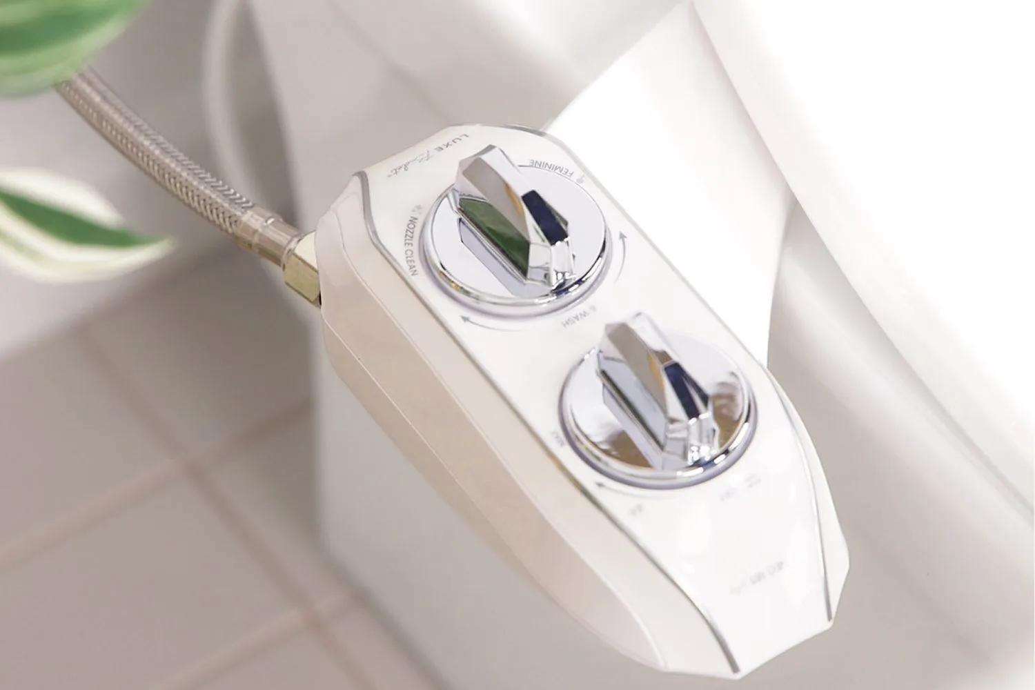 LUXE Bidet hero banner