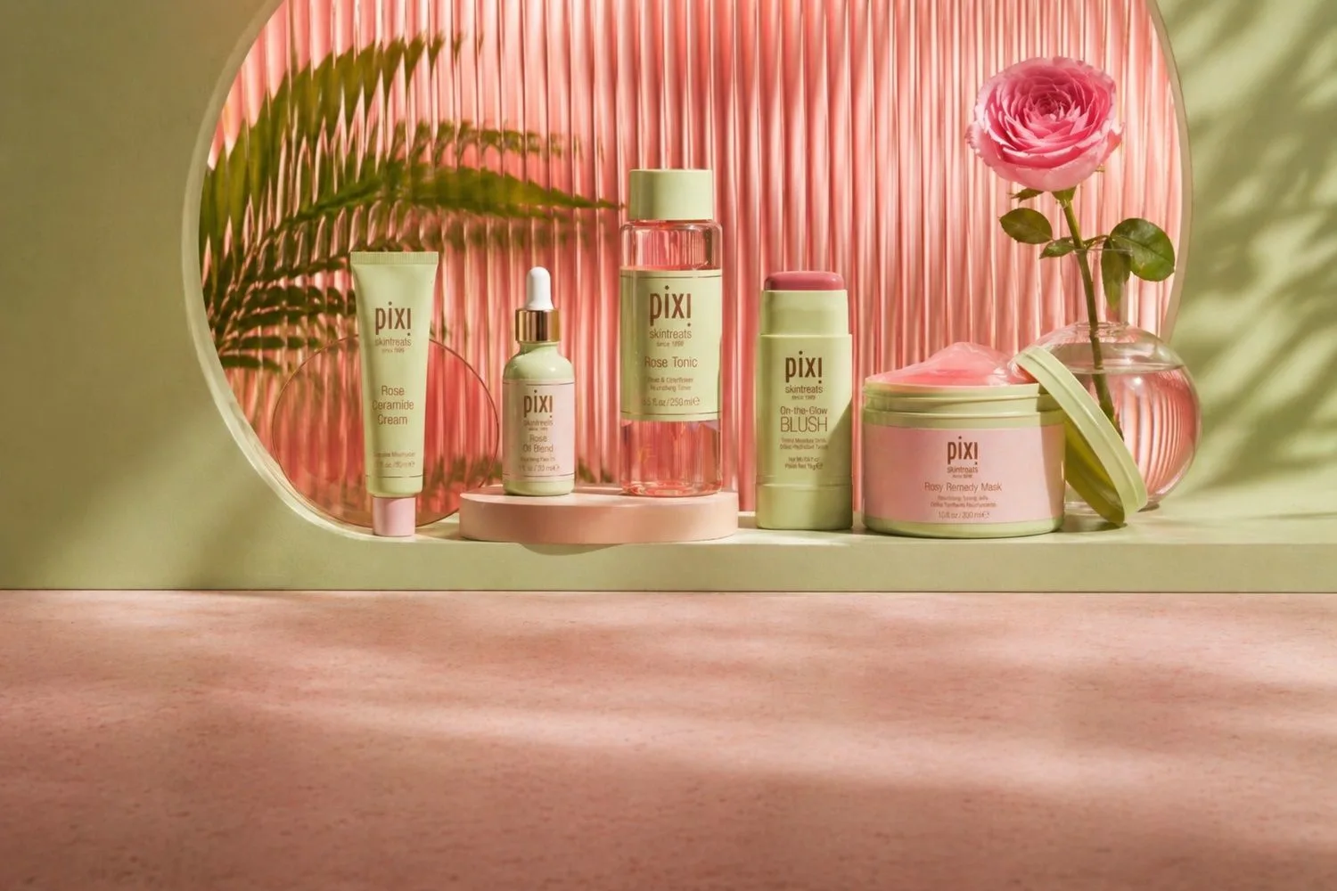 Pixi Beauty hero banner