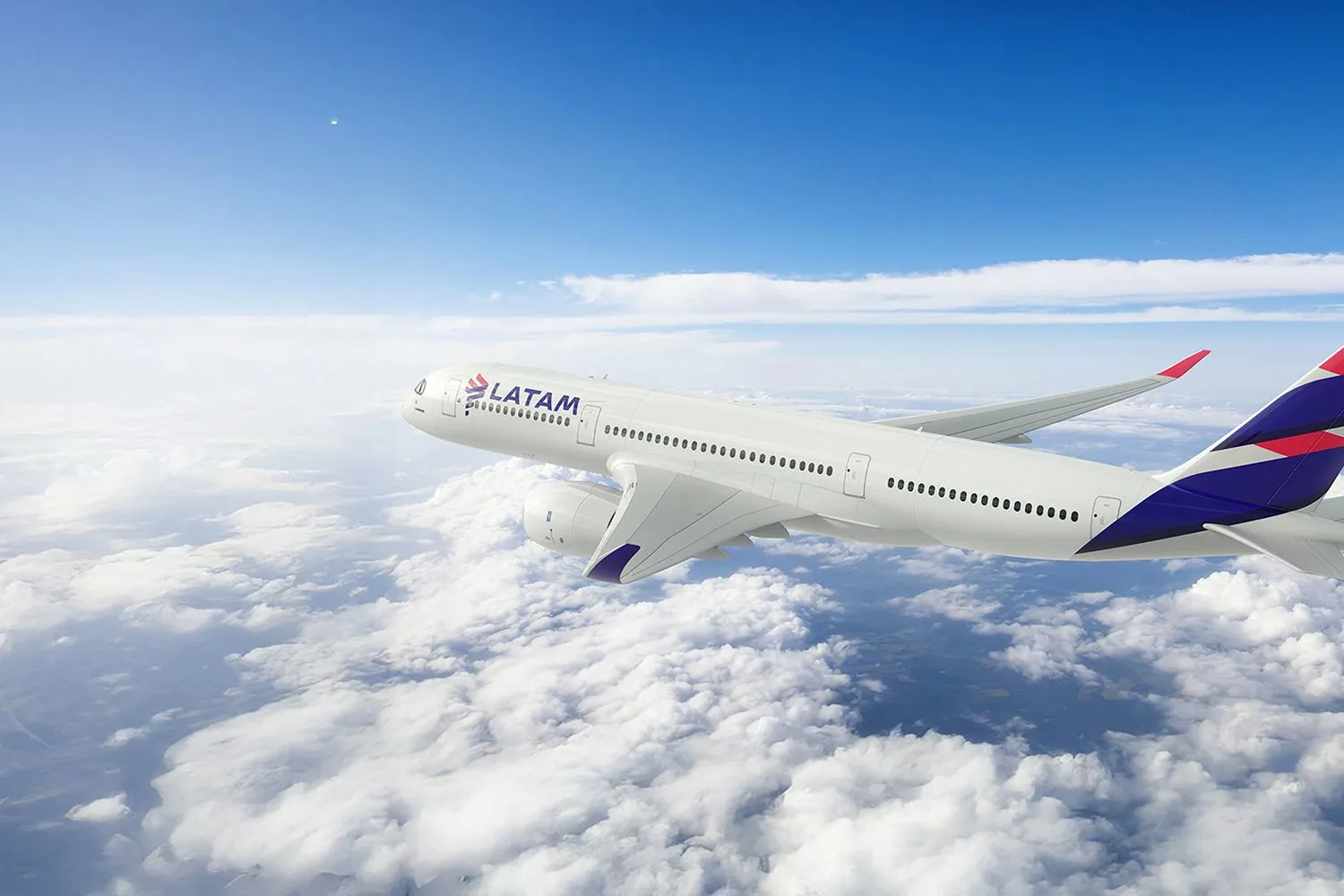 LATAM Airlines hero banner