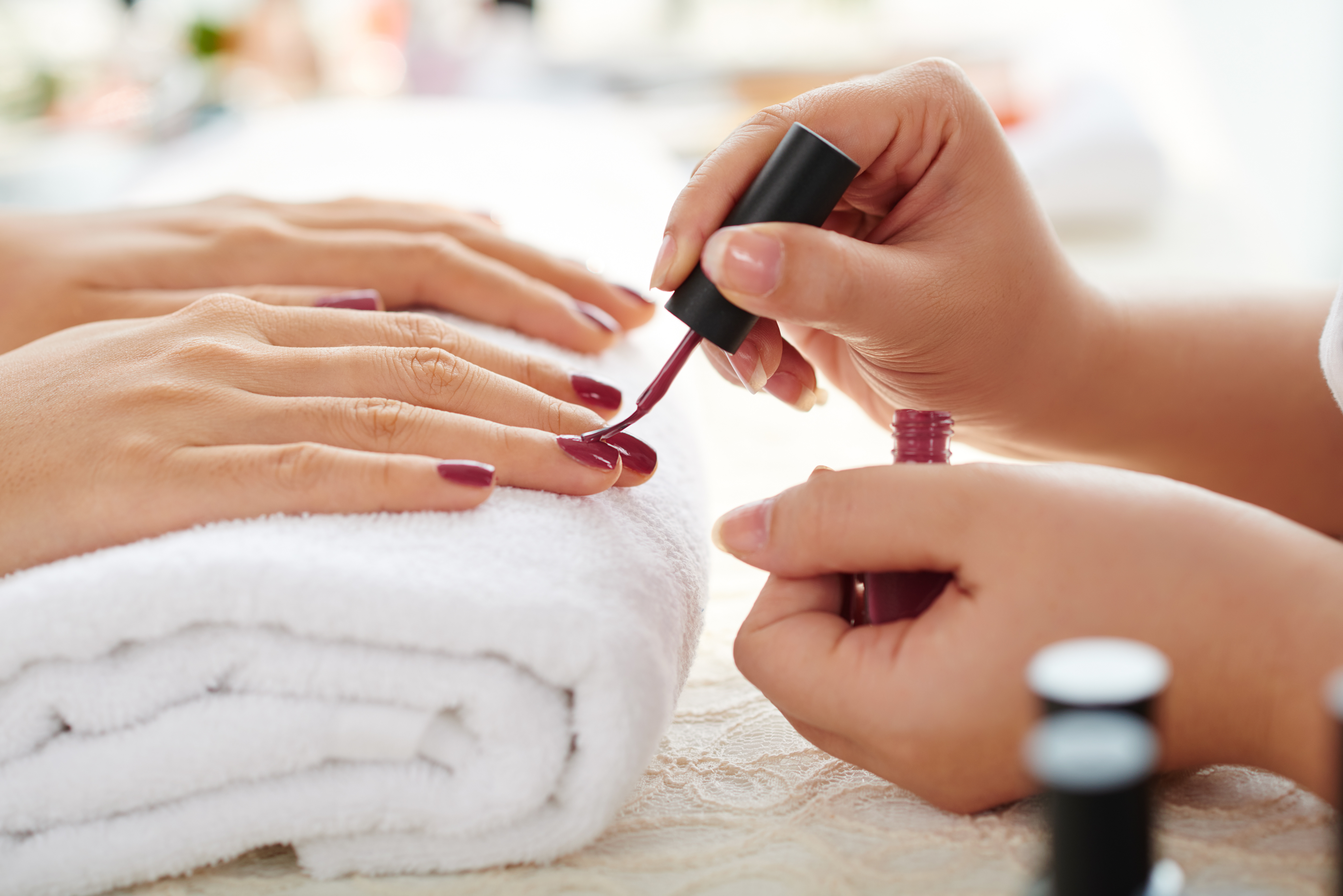 Classic Gelish Manicure + Free Return Soak-Off for 1 Person (2 Sessions)