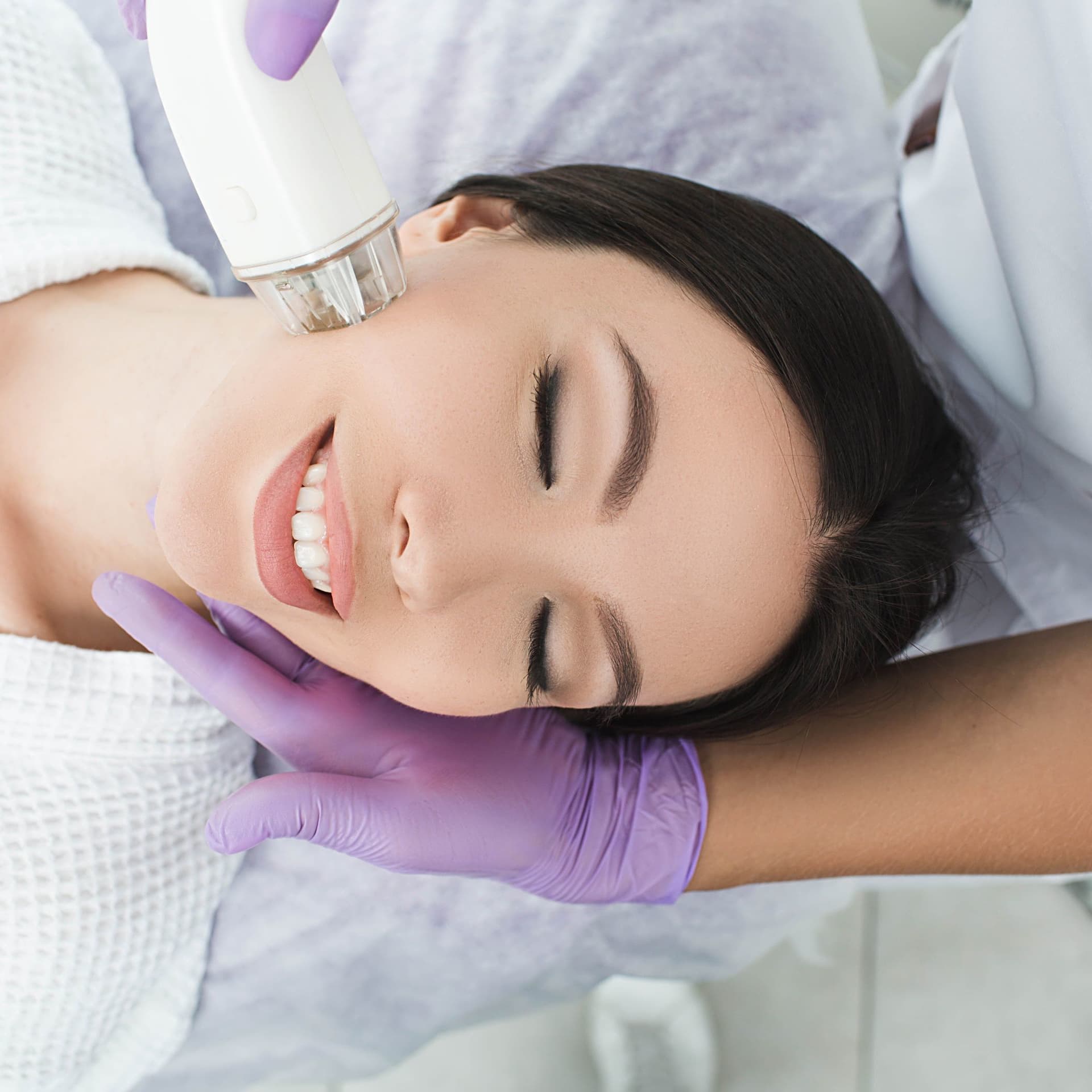 45 mins Epiwave Renewal Face Therapy (1 session)