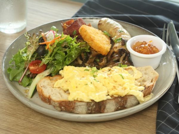 Grand Breakfast in BELO SG (Upper Thomson Road)