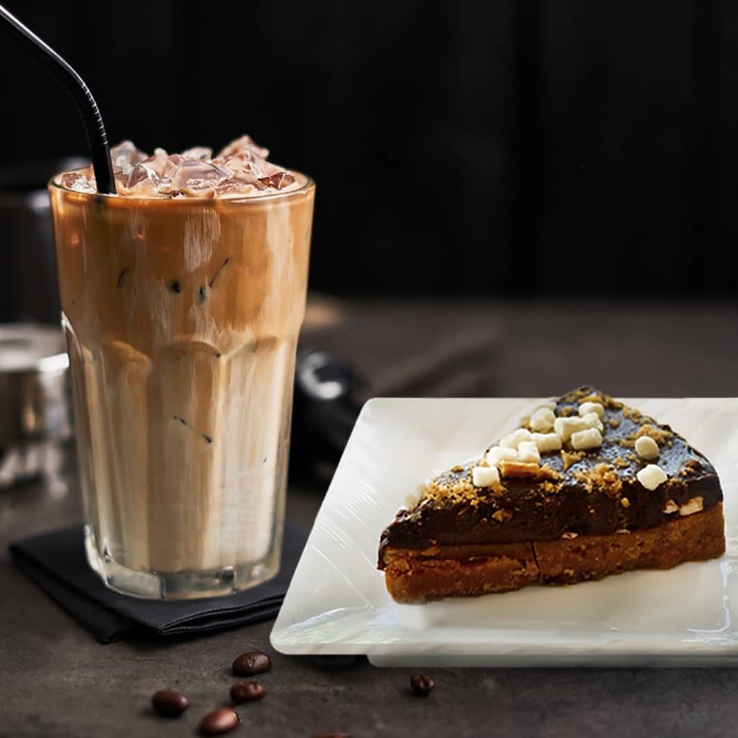 1 x Iced Coffee + Cake Set at My Little Ice-Cream Shop - Get Deals, Cashback and Rewards with ShopBack GO