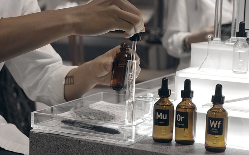 2 Hours 20ml Perfume Workshop (1 pax)