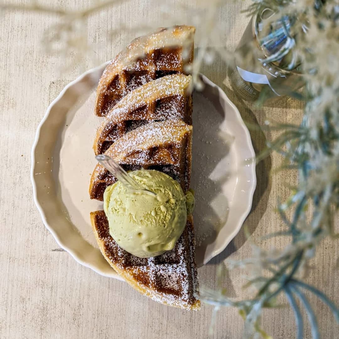 1 x Waffle + Gelato + Hot Coffee / Tea [Exclusive Deal] at Celine's Gelato Cart - Get Deals, Cashback and Rewards with ShopBack GO