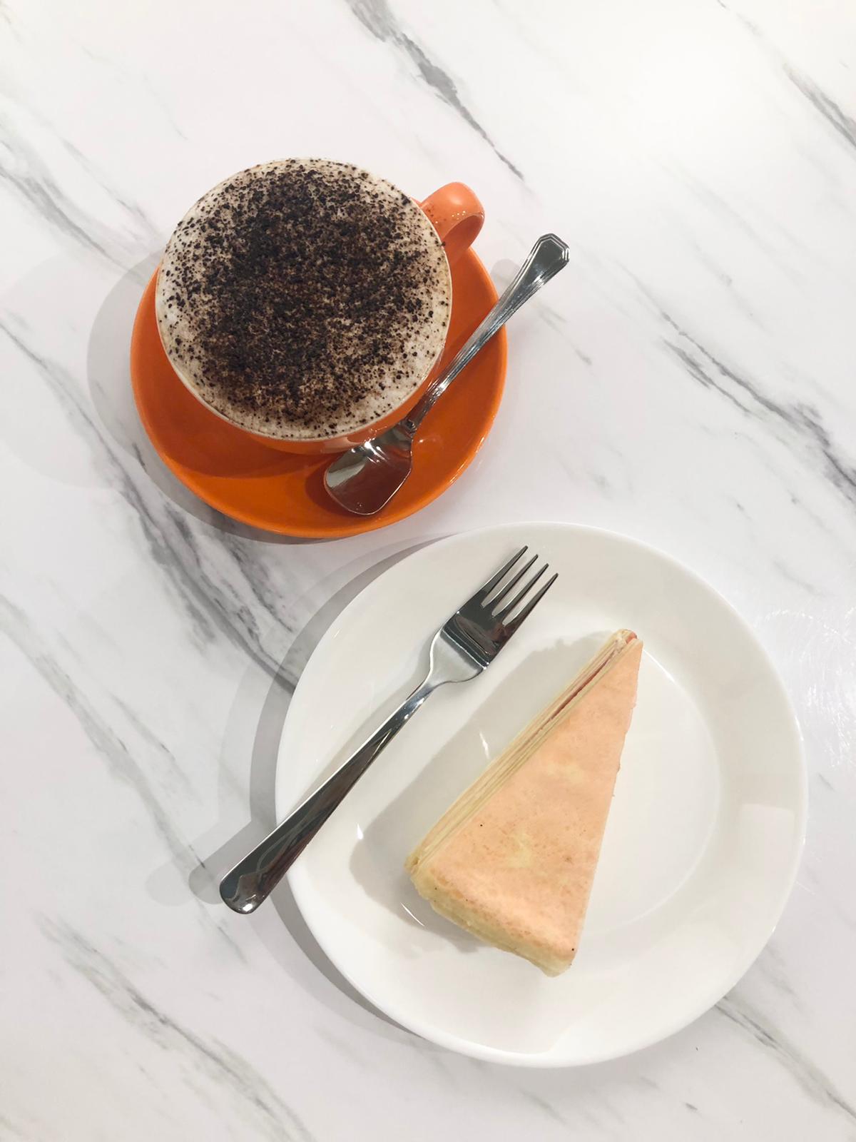 1 x Signature Cake with Coffee Set