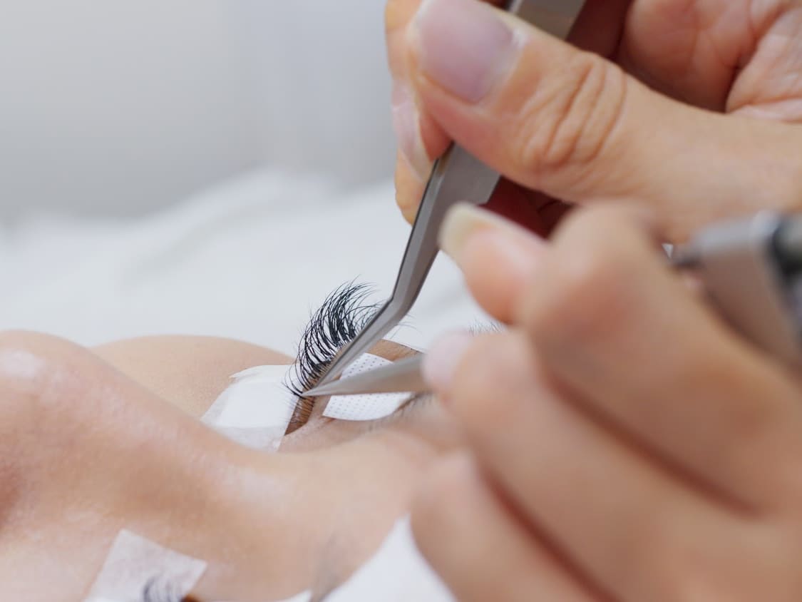 Lash-by-Lash Eyelash Extension for 1 Person at Pink Haven Nail Lounge - Get Deals, Cashback and Rewards with ShopBack GO