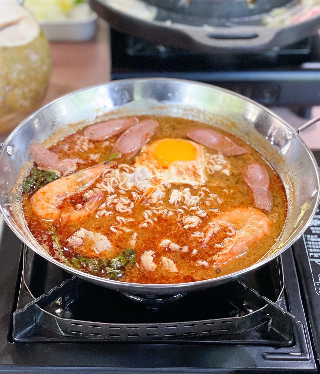 1 x Tom Yum Hotpot Noodle (Chicken)