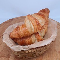 1 x French Butter Croissant at ESCLUSIVA - Get Deals, Cashback and Rewards with ShopBack GO