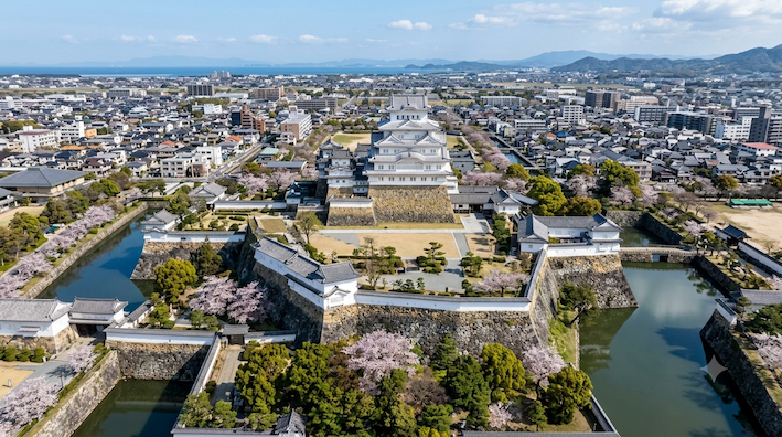 Where to go in Japan from Singapore: Tokyo, Kyoto, Osaka, Hokkaido, Okinawa with days needed and nearest airport
