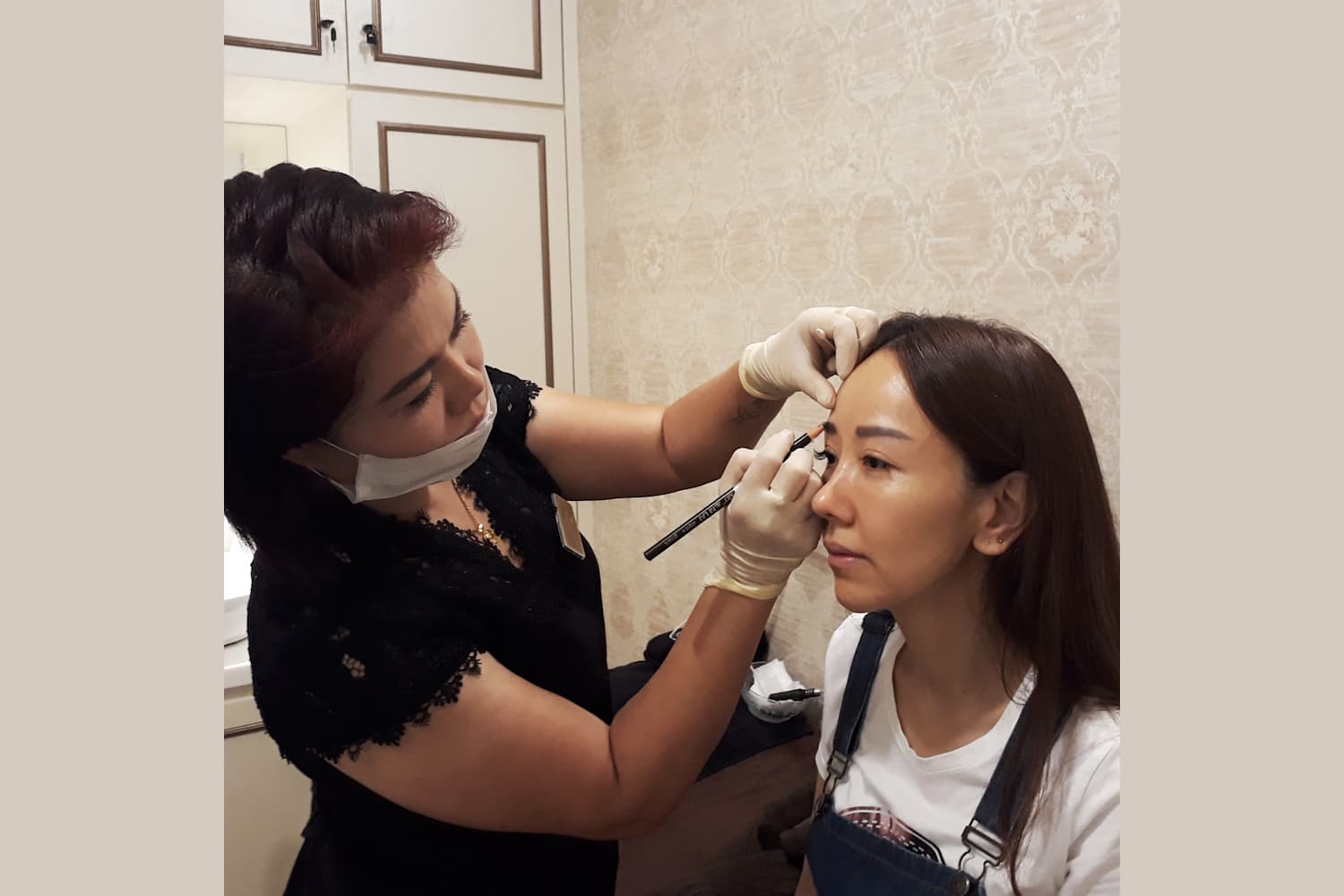 Customised Brow Grooming (1 Session)
