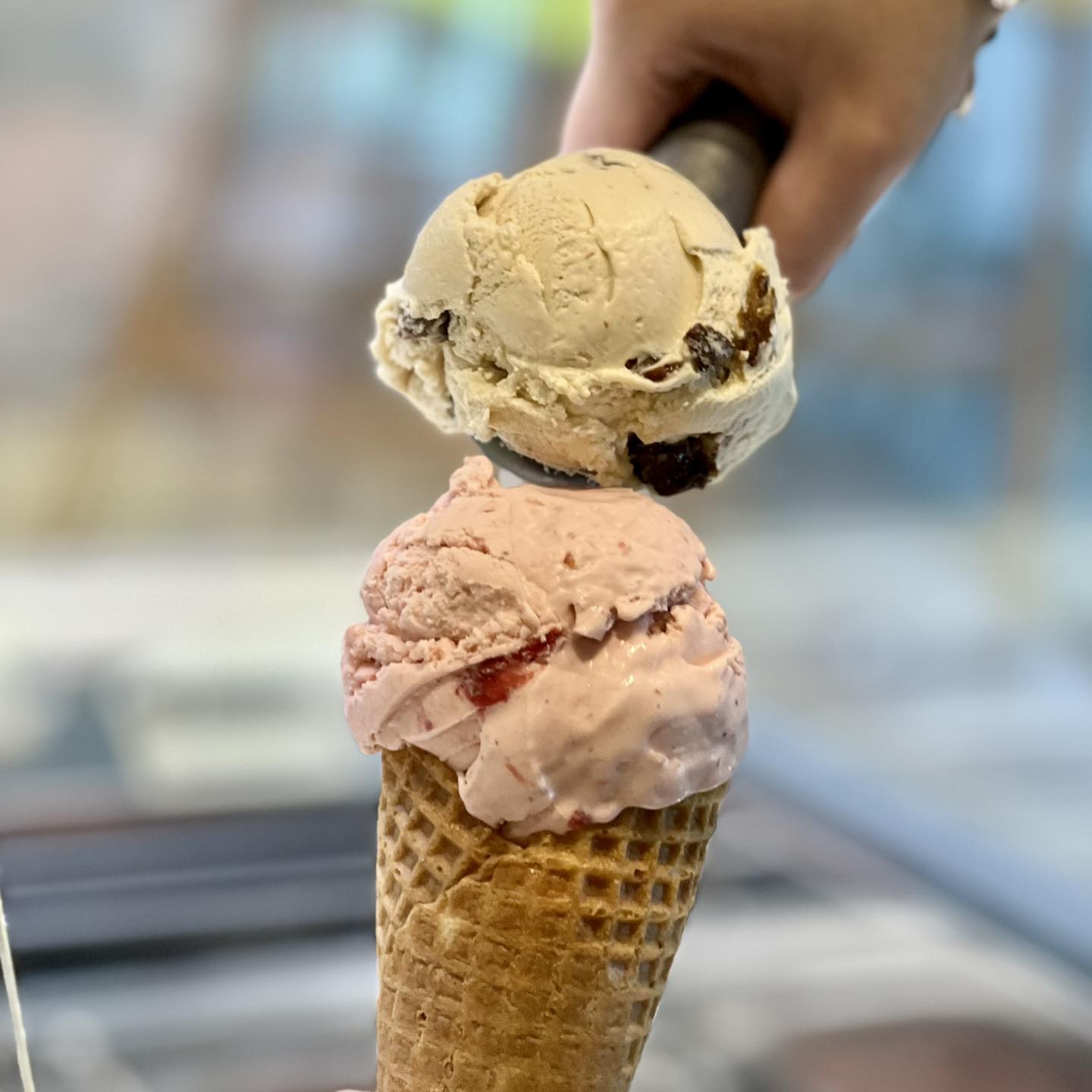 Juz Scooop Ice Cream Gallery (529 Ang Mo Kio Ave 10) Deals & Promotion