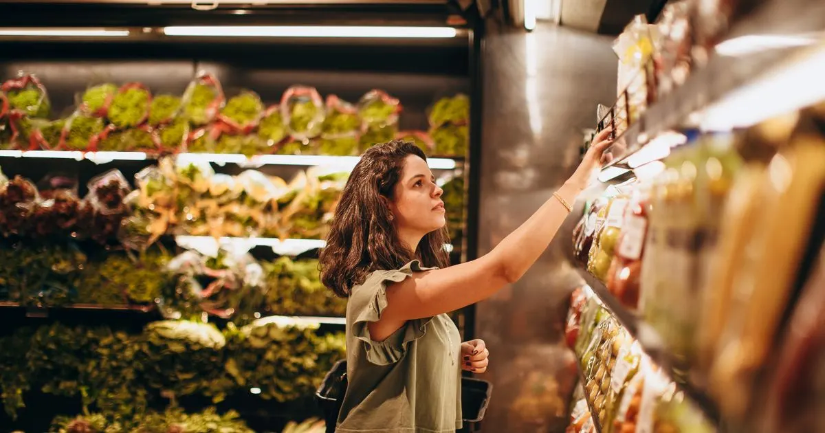 Best US Credit Cards for Grocery and Gas in 2026: Stacking Strategy for Everyday Essentials