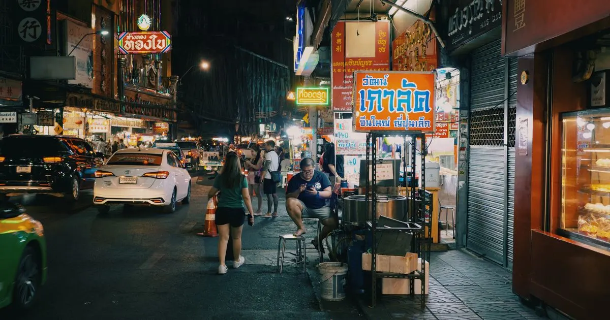 Vietnam Visa on Arrival vs E-Visa for Singaporeans: What's Faster and Cheaper?