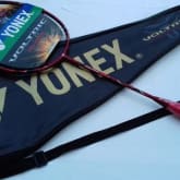 Raket badminton YONEX voltric 80 etune