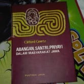 abangan, santri, priyayi dalam masyarakat jawa